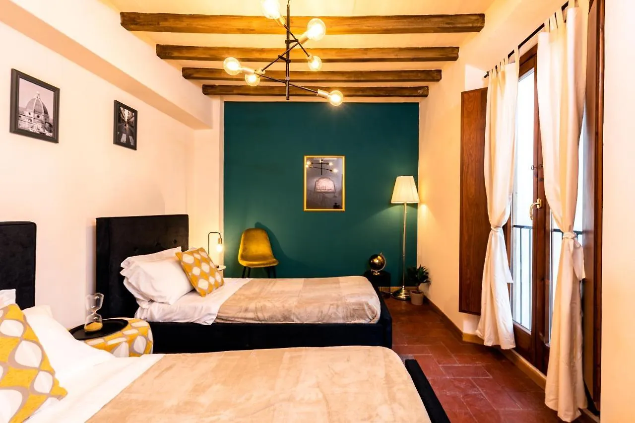 Apartment Elegant And Historic 3-Bedroom In City Center -By Likehomeflorence